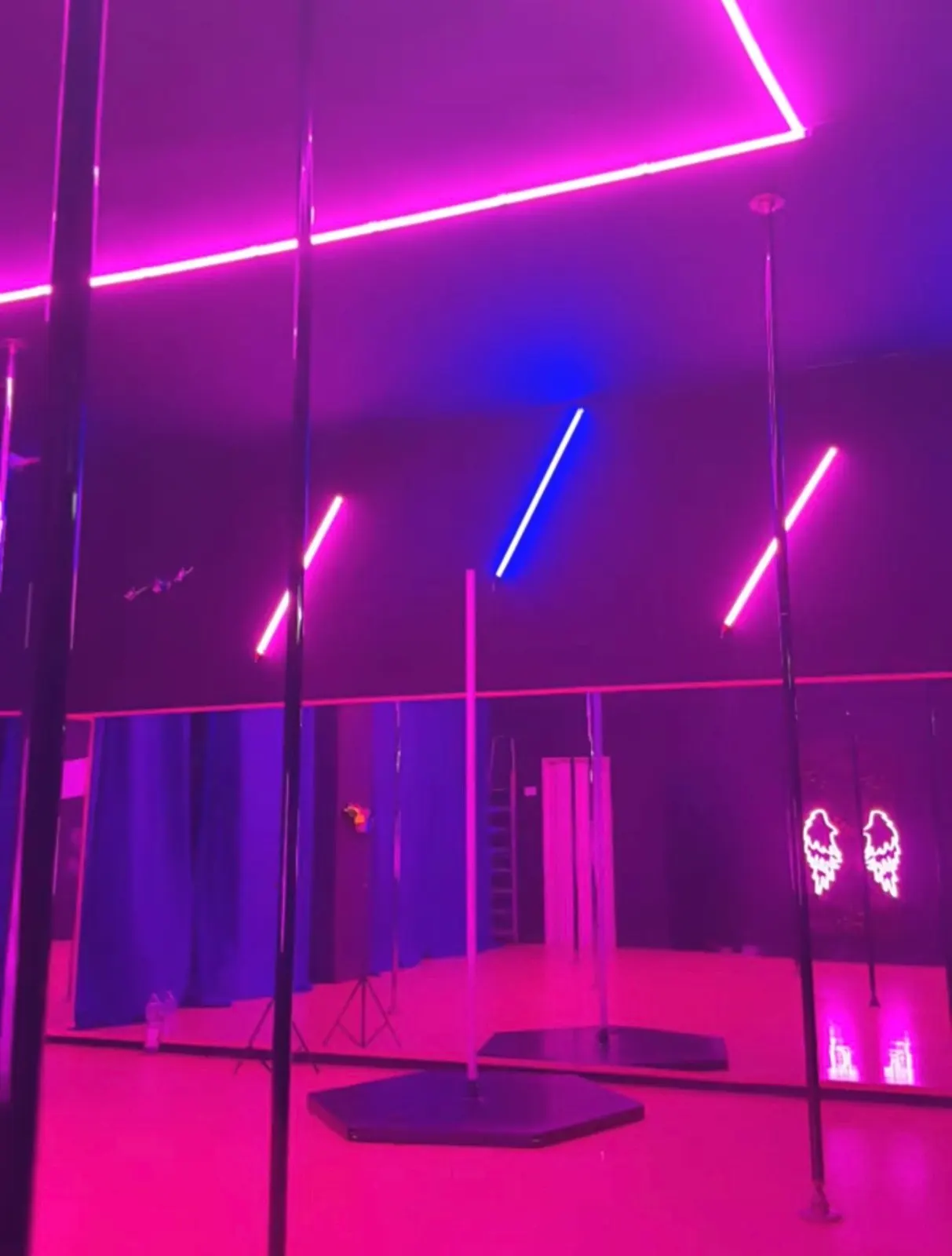 Foto 2 di 2